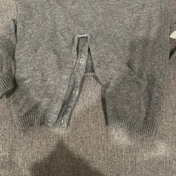 Cute star onesy sweater - Picture 3 of 4